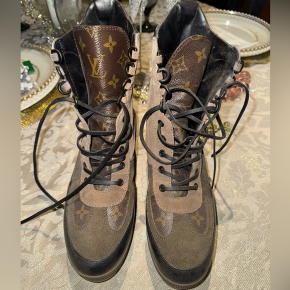 Louis Vuitton Laureate Platform Desert Boot - Picture 1 of 7